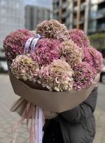 Букет з 9 колумбійських гортензій