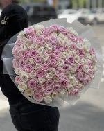 Букет з 101 троянди сортів White O’Hara та Pink O’Hara - Зображення 2