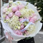 Букет з півоній Sarah Bernhardt, гортензій та еустоми